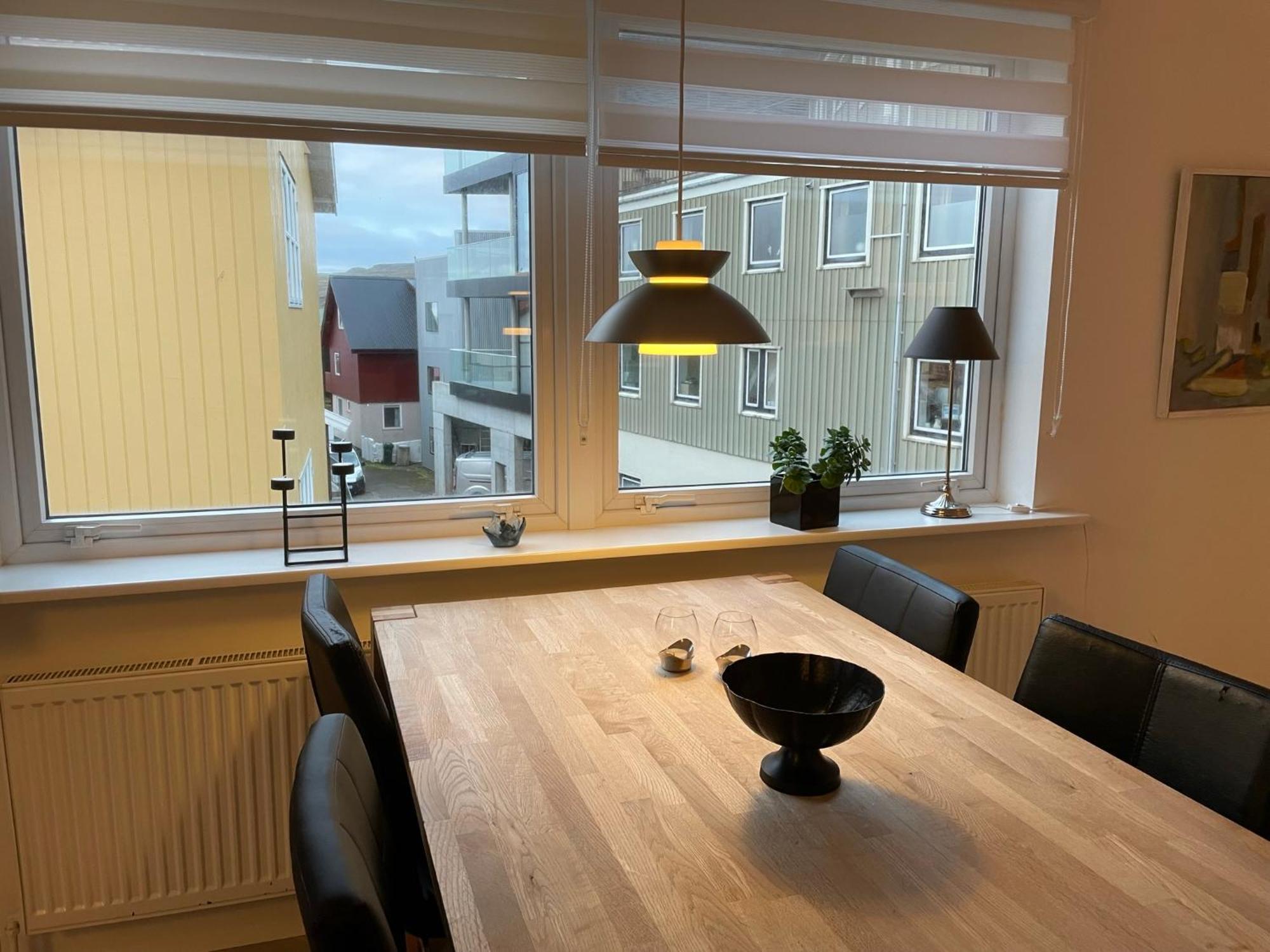 6 Personers Lejlighed I Centrum I Tórshavn Екстериор снимка